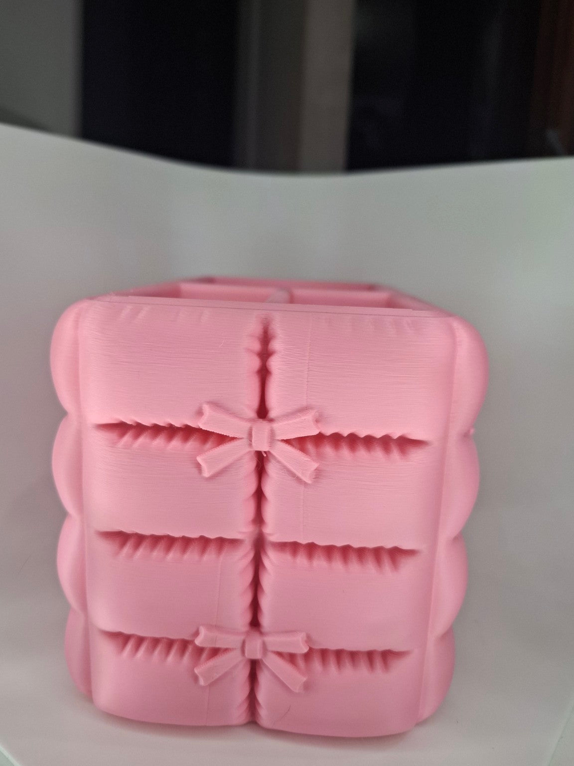 Organizador rosado con cintas - vista trasera