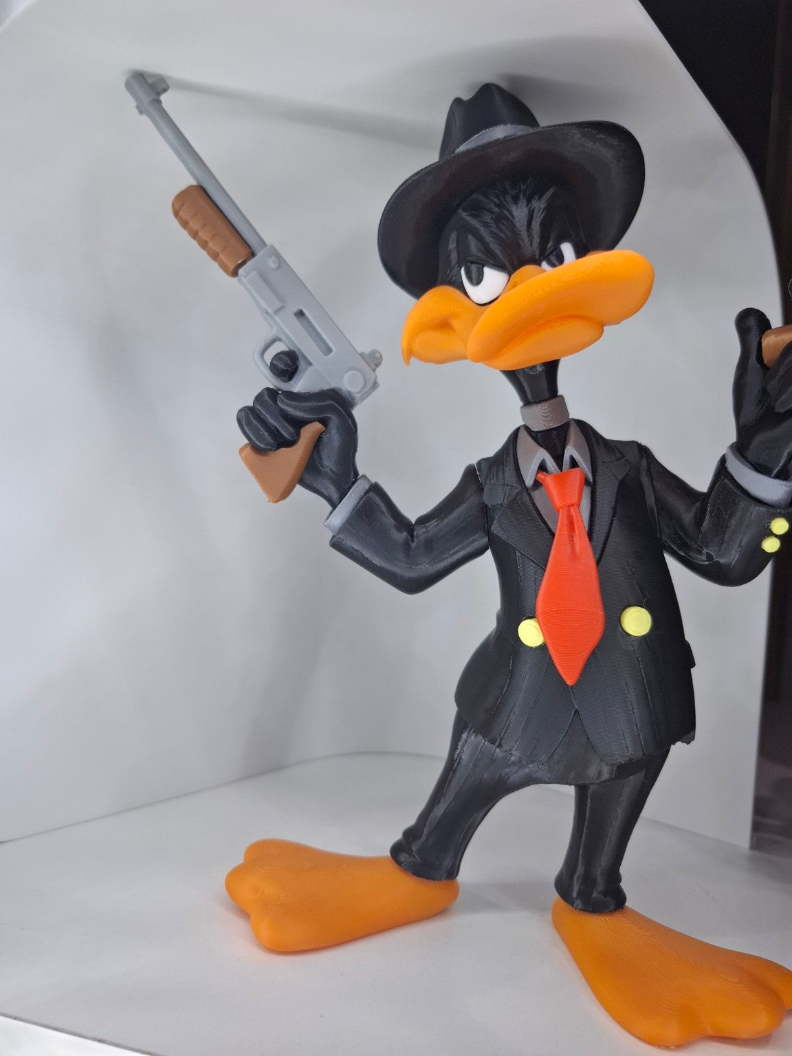 Figura Pato Lucas gánster 3D